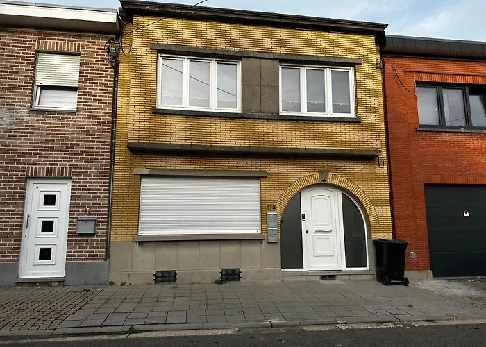 Au 11801 Bel Moderne